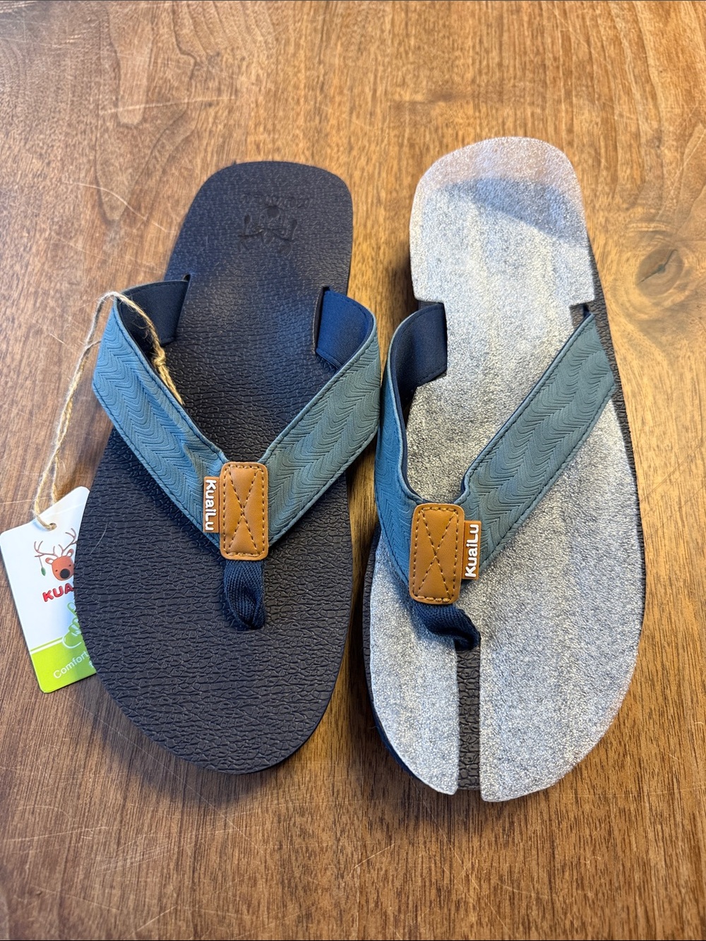 *NWT* KUAILU Flops - 12